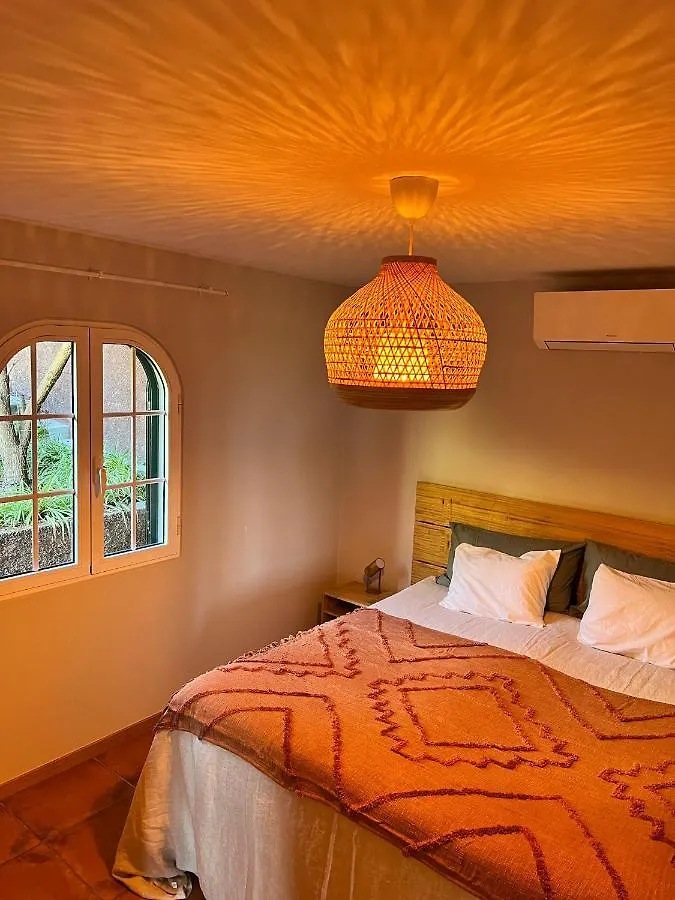 Blooming Botanic Houses Estreito Da Calheta ポルトガル