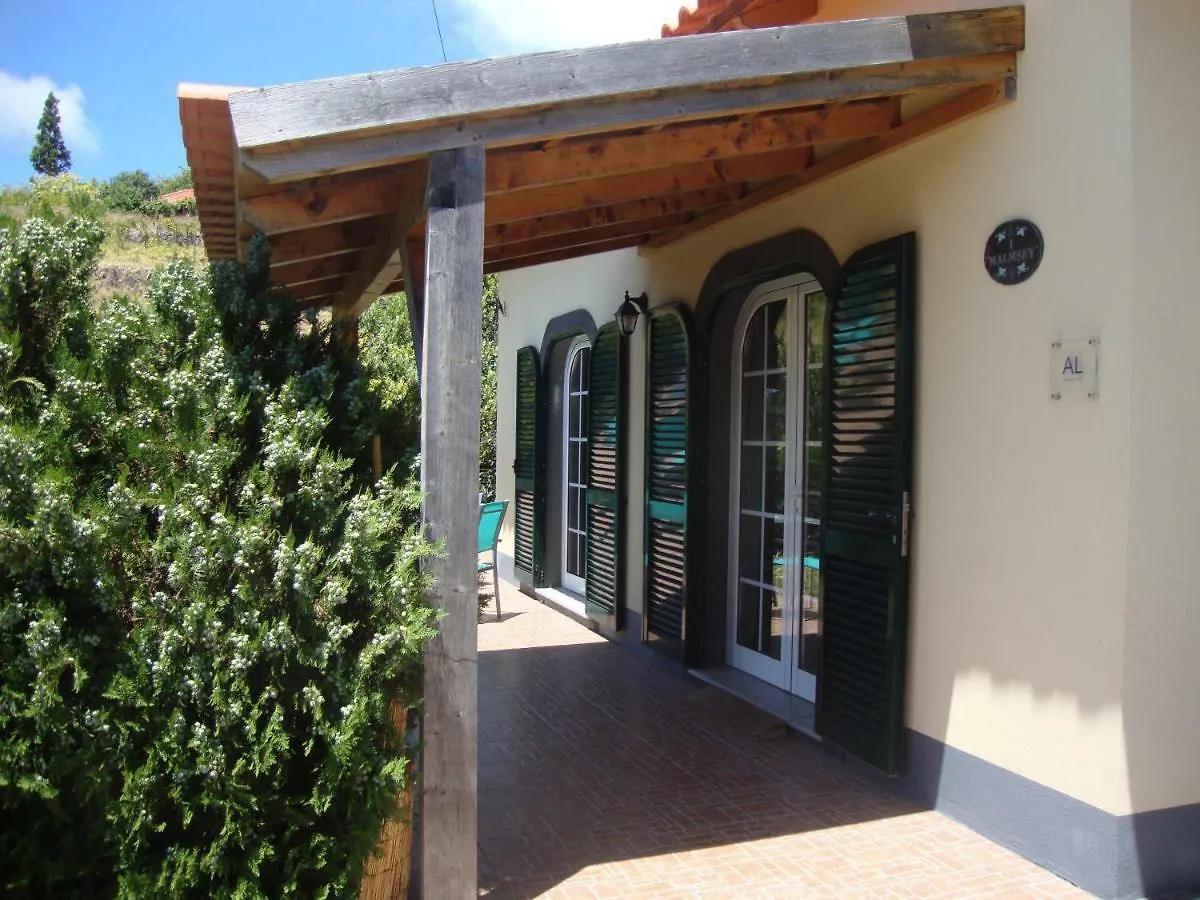 Holiday home Blooming Botanic Houses Estreito Da Calheta